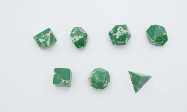 Set de dés en pierre Green & White Turquoise