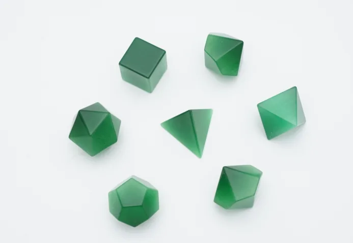 Set de dés en pierre Grass Green Cat's Eye