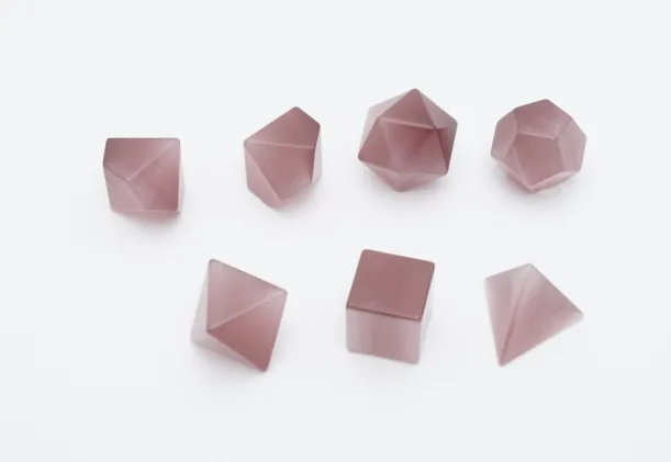 Set de dés en pierre Light Purple Cat's Eye
