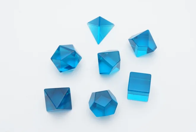 Set de dés en pierre Blue Glass